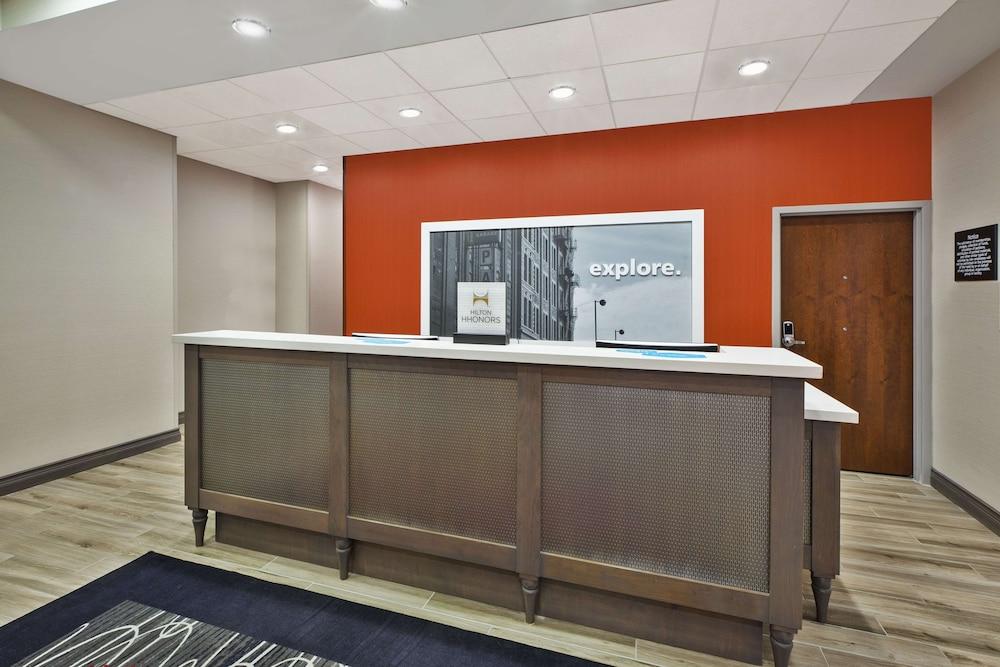 Hampton Inn by Hilton Detroit Dearborn photo 26