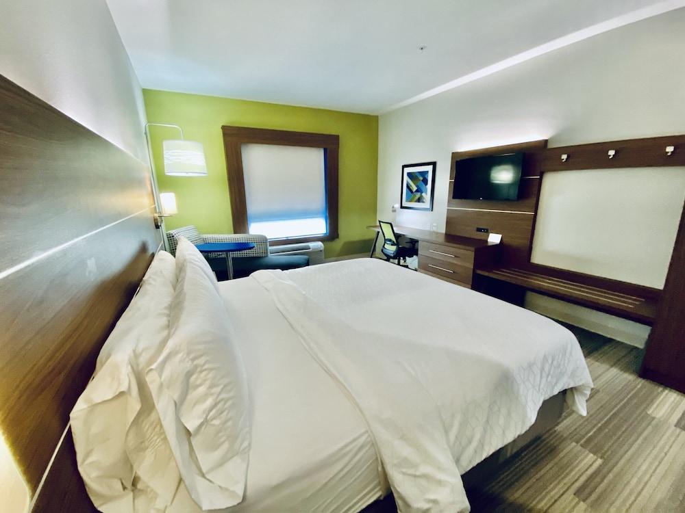 Holiday Inn Express Pineville-Alexandria Area by IHG photo 34