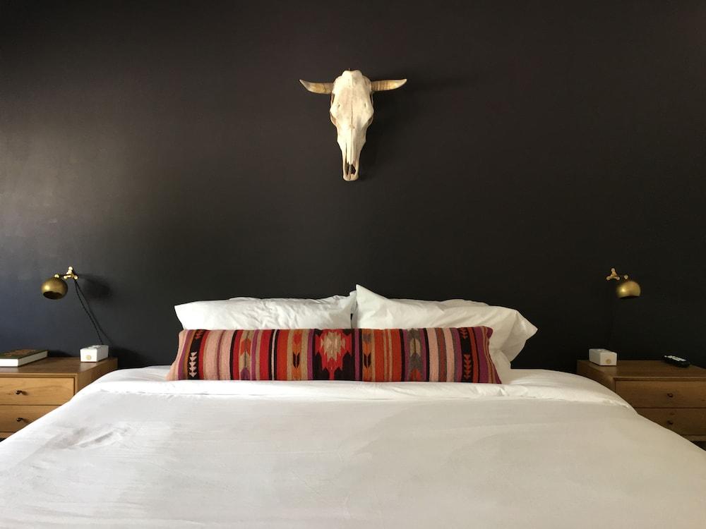The Amigo Motor Lodge photo 28