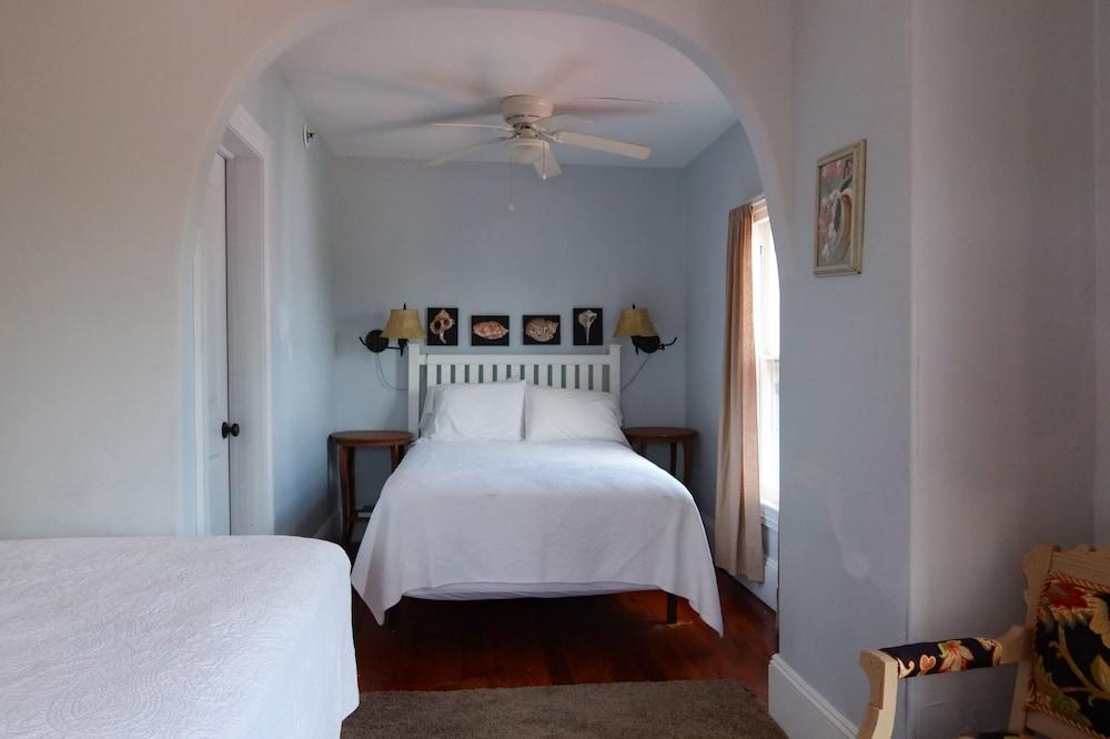 Chalfonte Hotel photo 6
