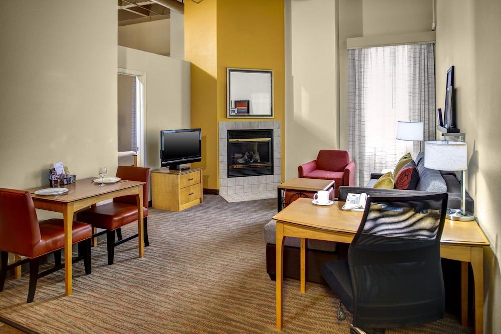 Residence Inn by Marriott Atlanta Midtown/Peachtree at 17th photo 11
