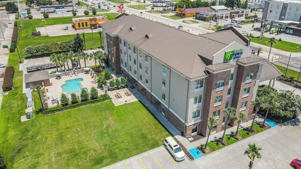 Holiday Inn Express & Suites Gonzales by IHG photo 58