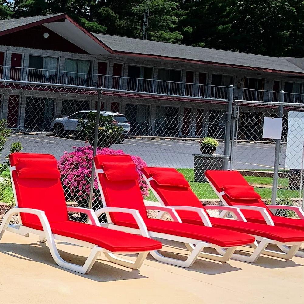 Trails End Motel photo 26