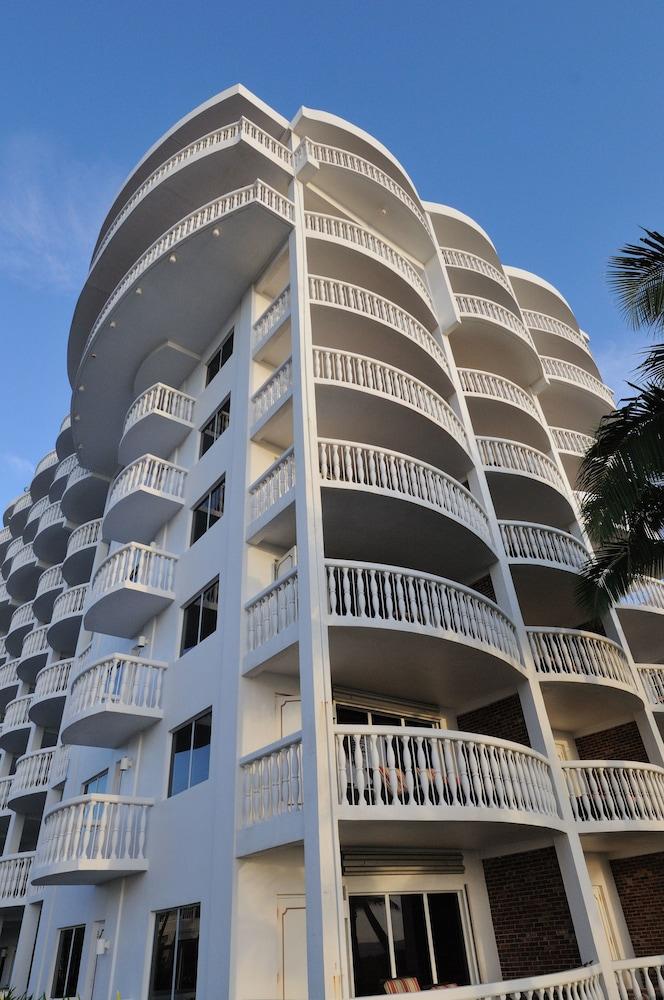 Beachcomber Resort & Club photo 16