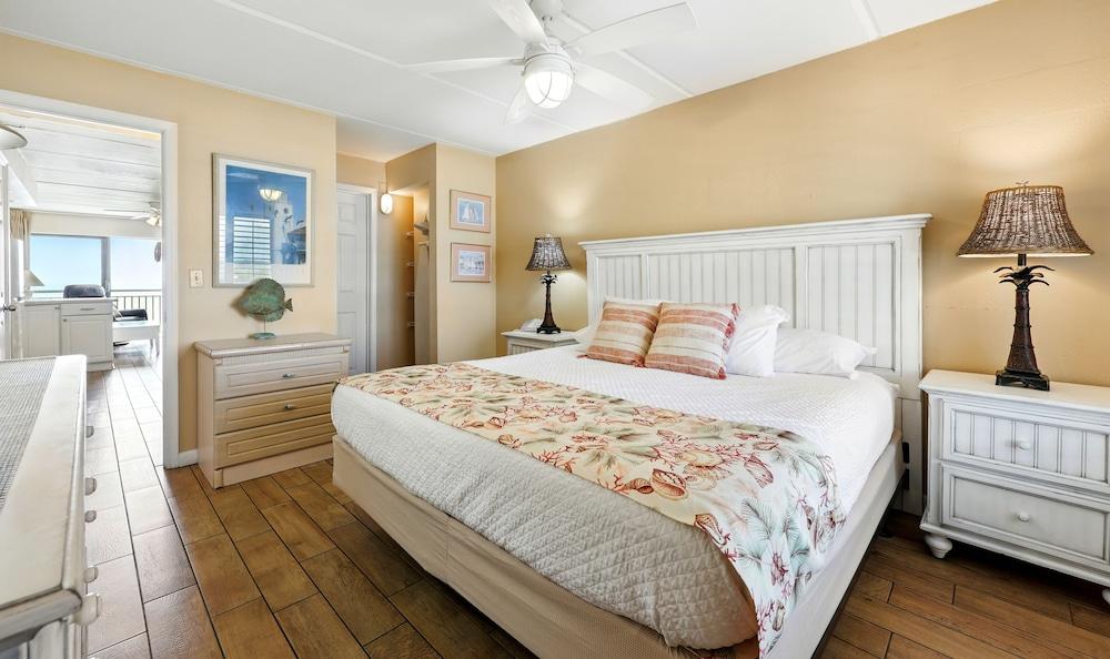 Beacher's Lodge Oceanfront Suites photo 33