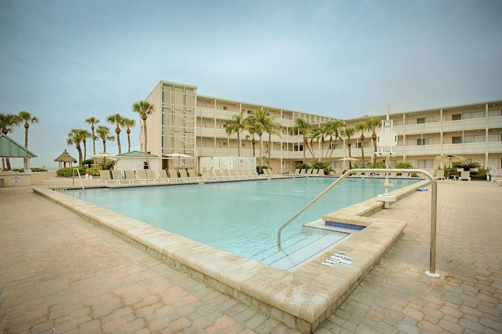 Sandcastle Resort at Lido Beach photo 29