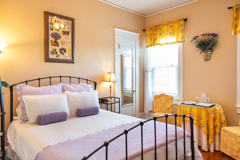 Burke Manor Inn & Pavilion photo 29