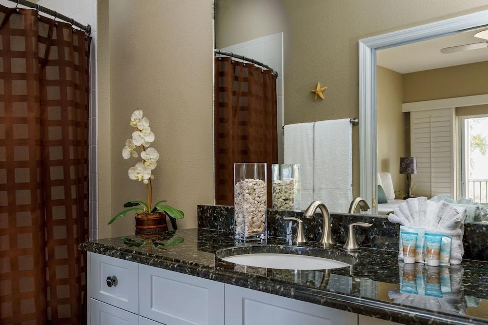 Olde Marco Island Inn and Suites photo 37