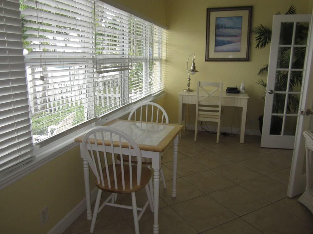 Barefoot Beach Resort photo 34