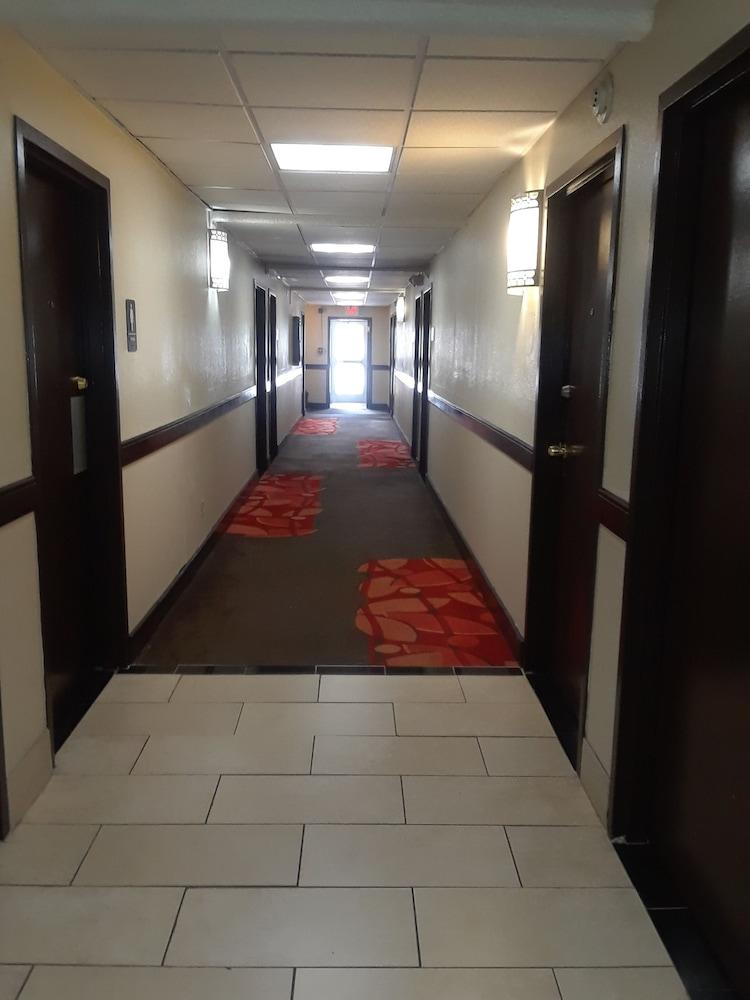 Amerstone Inn & Event Center photo 8