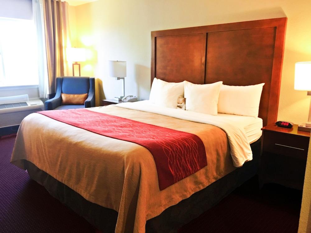 Comfort Inn & Suites Klamath Falls photo 5