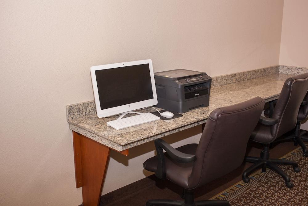 Candlewood Suites Logan by IHG photo 13
