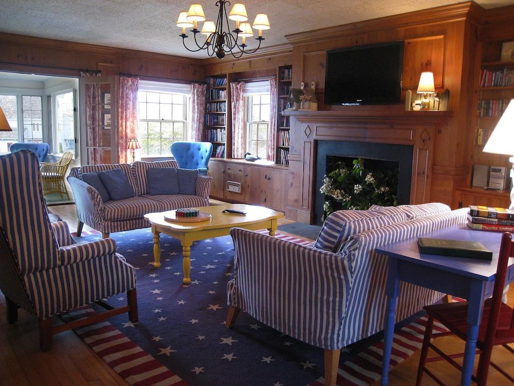 The Colony Hotel photo 43