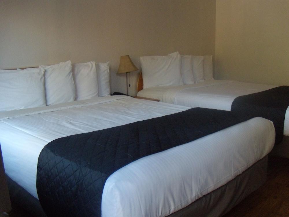 Corral Creek Lodge photo 2