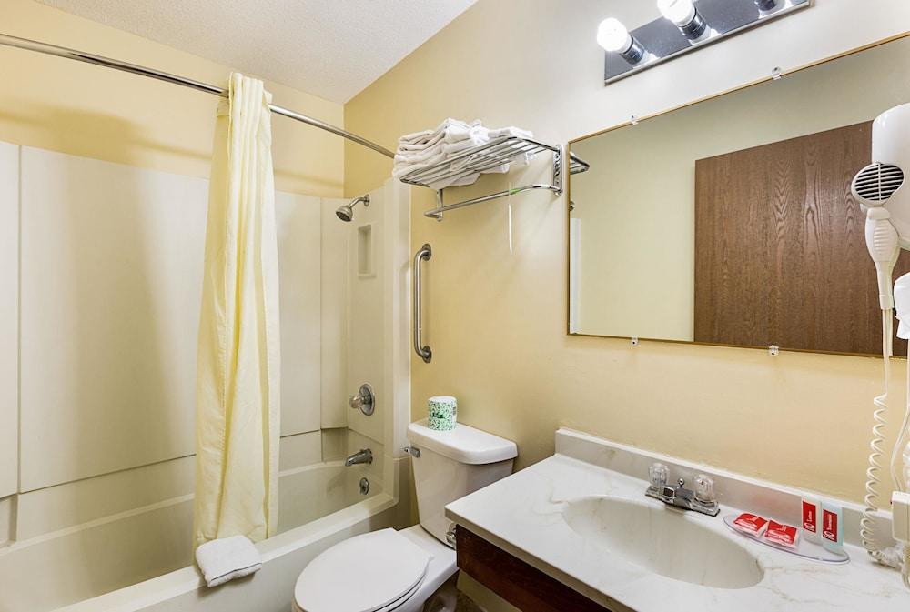 Americas Best Value Inn Beatrice photo 4