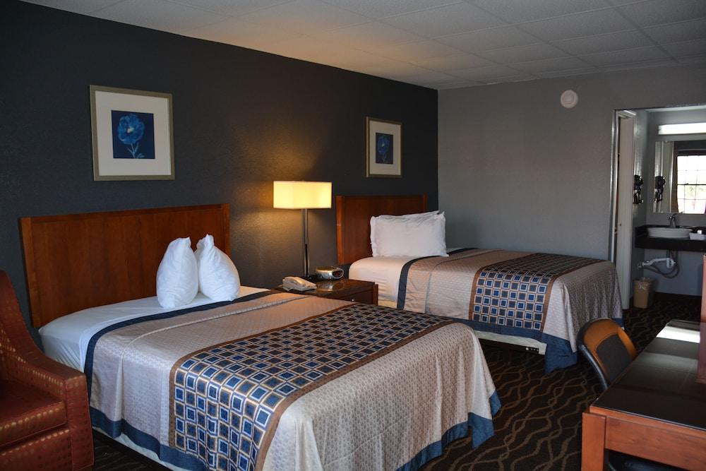 Travelodge by Wyndham Walterboro photo 35