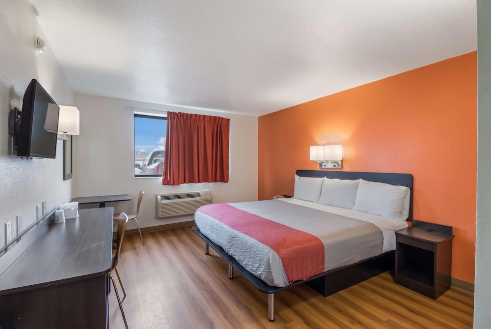 Park Inn by Radisson, Fargo West Acres photo 39