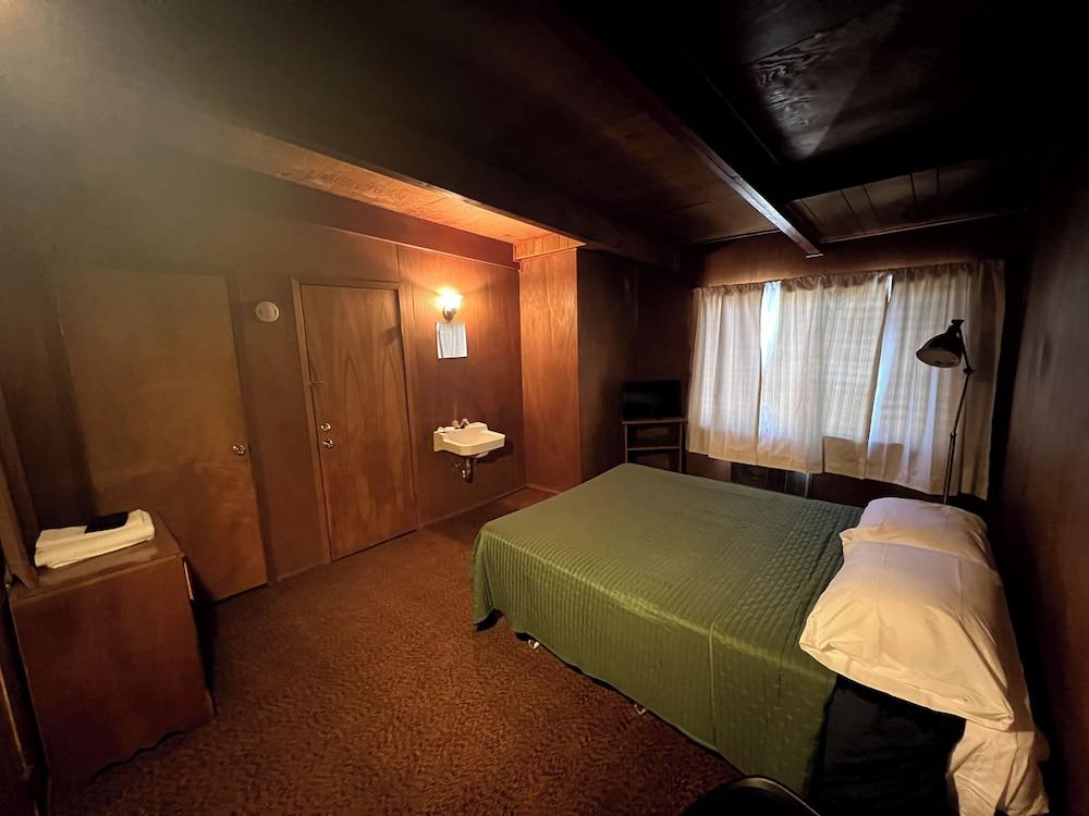 Lost Pines Lodge photo 13
