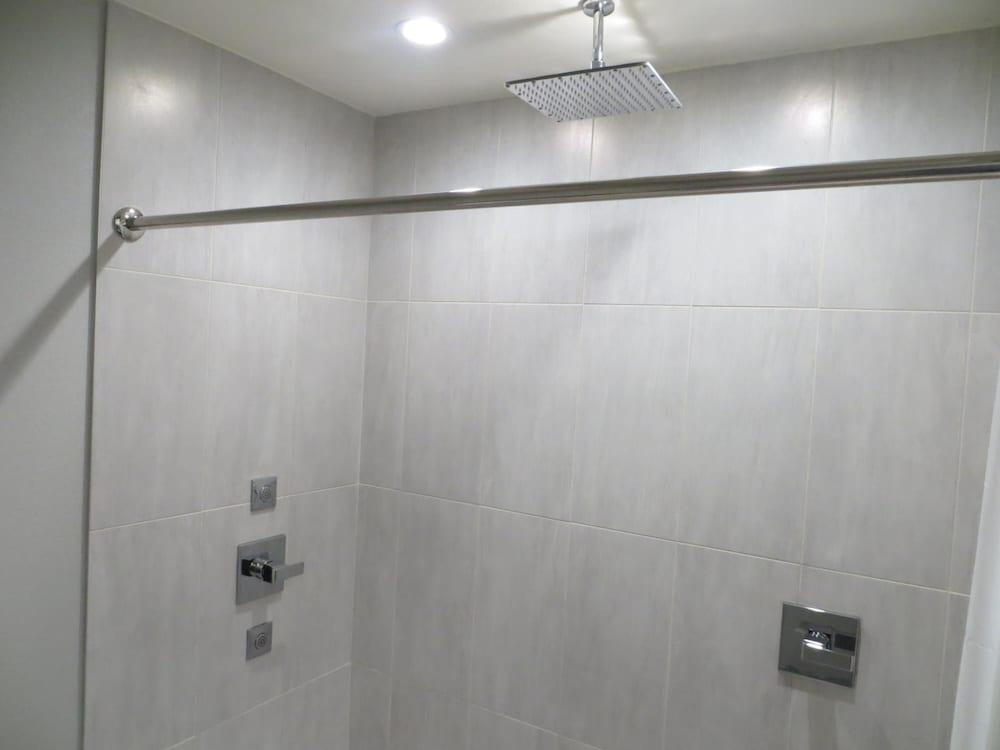 Crystal Inn - Sugar Land photo 12