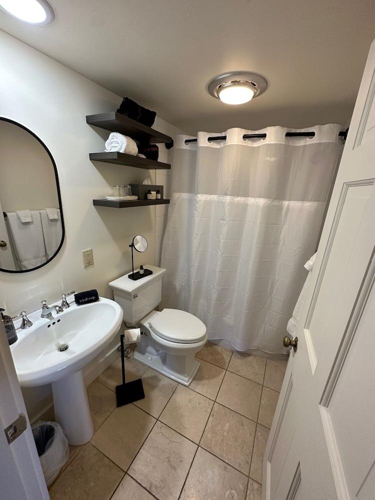 Inn at Perkins Cove photo 63