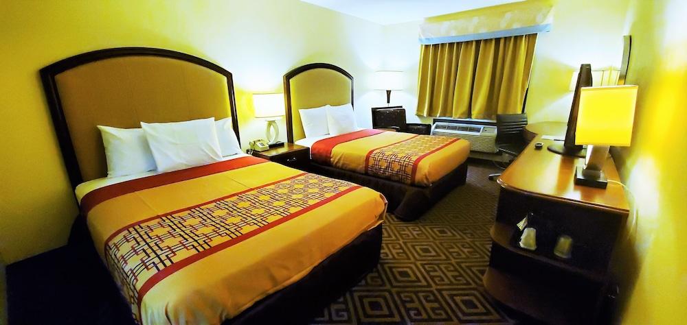 Travel Inn & Suites - Sikeston/Miner (i-55 Exit-67) photo 36