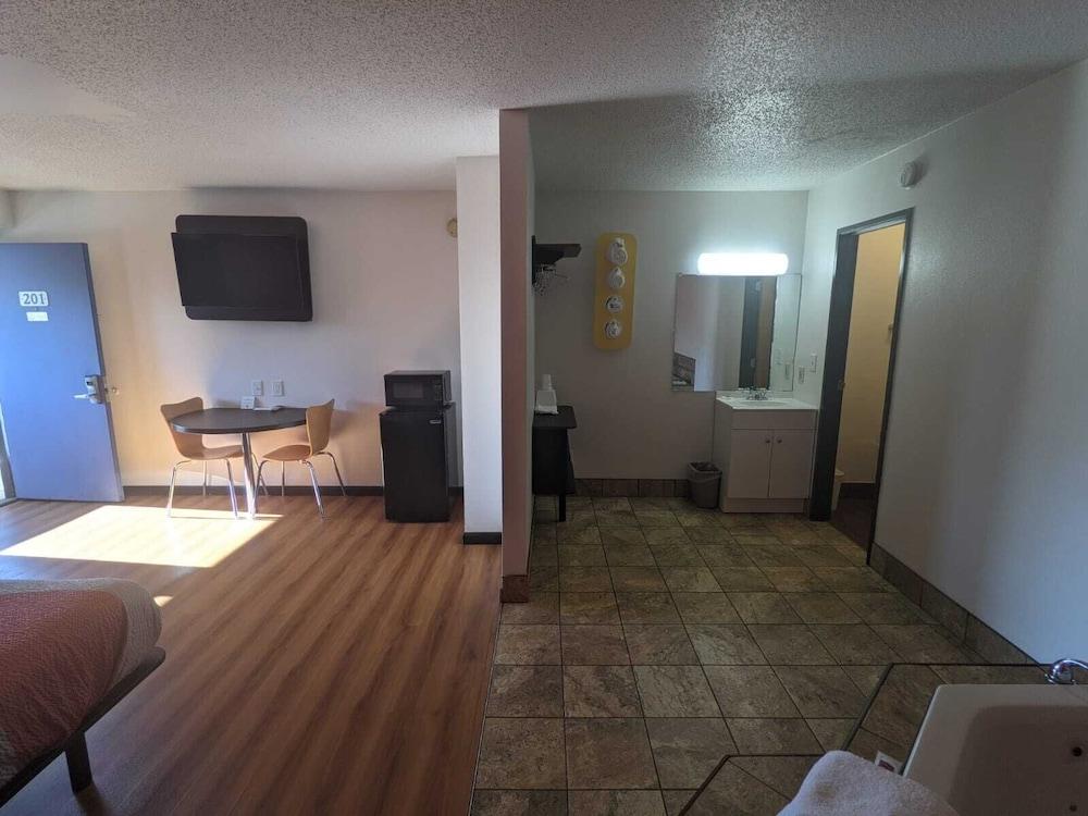 Motel 6 Ashland, OH photo 16