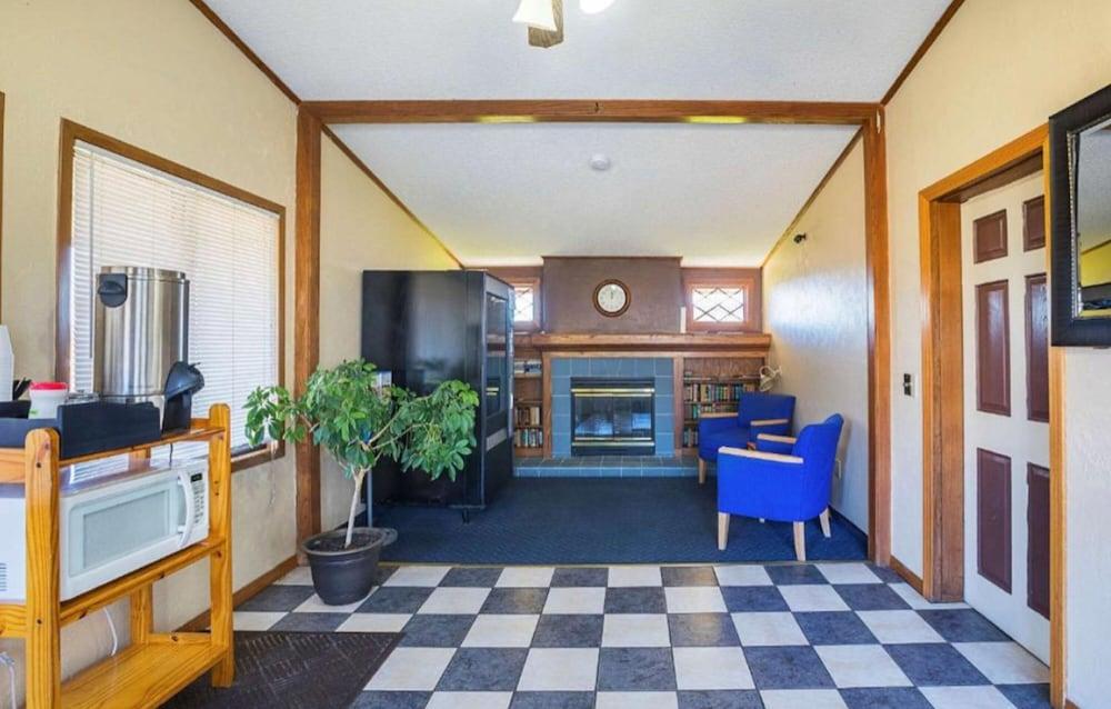 FairBridge Inn Express Battle Creek photo 2