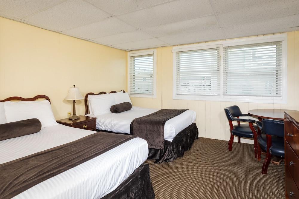 The Pelham Resort Motel photo 18
