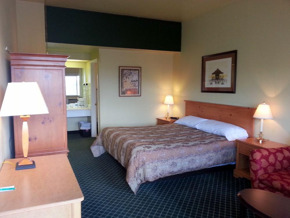 Hunters Hot Springs Resort photo 7