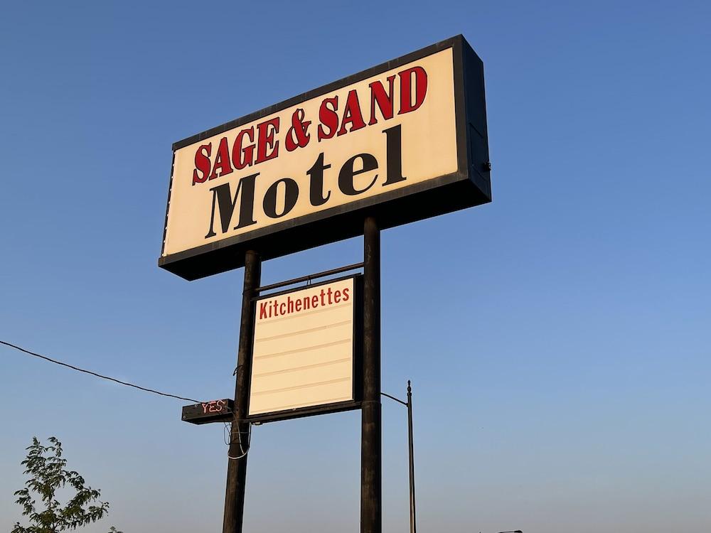 Sage & Sand Motel photo 1
