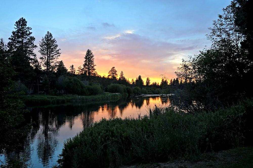 Shilo Inn Suites Hotel - Bend photo 32