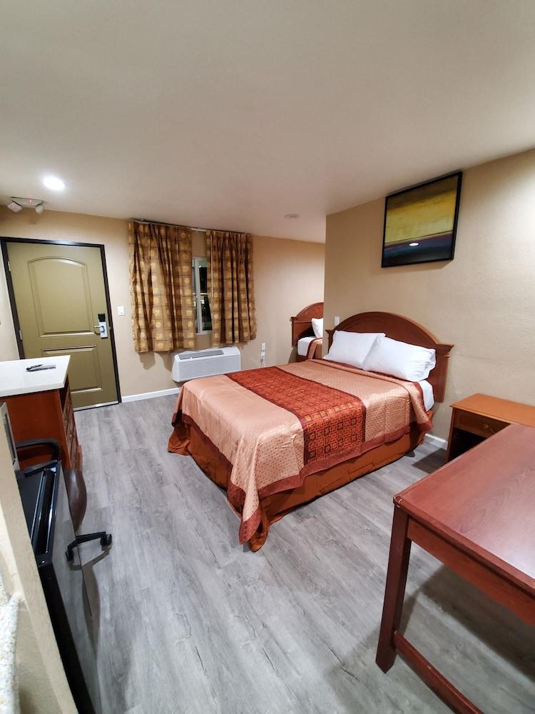 Budget Inn Motel photo 33