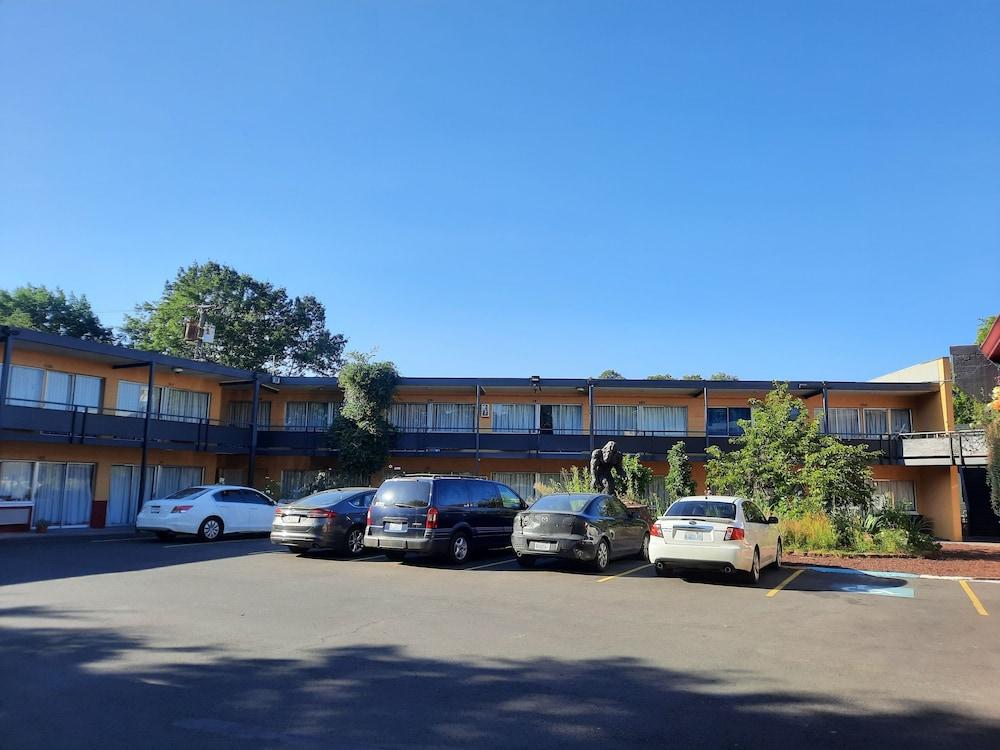 Longview Inn — hotel in Longview