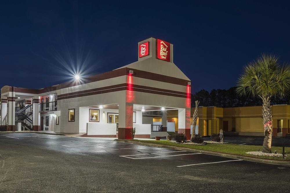 Red Roof Inn Walterboro photo 16