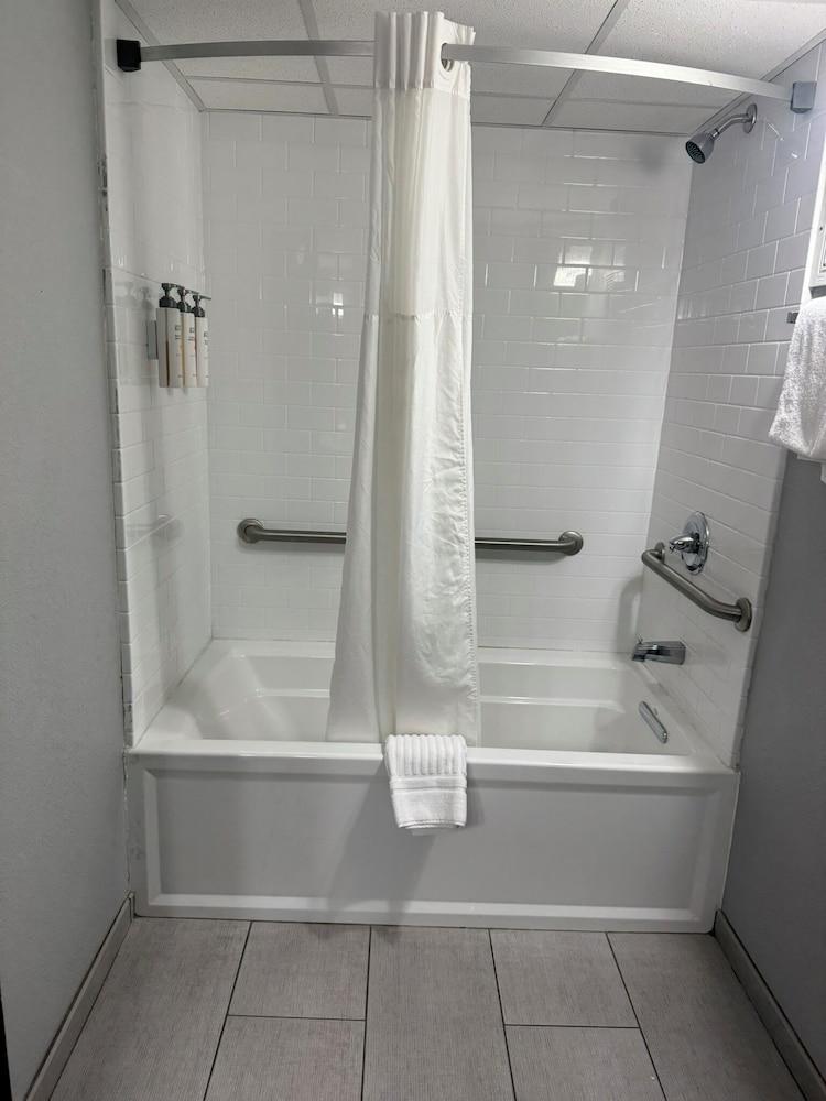 Sonesta Essential Rapid City photo 44