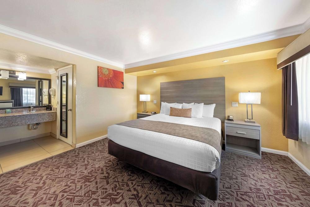 Best Western Hanford Inn photo 20