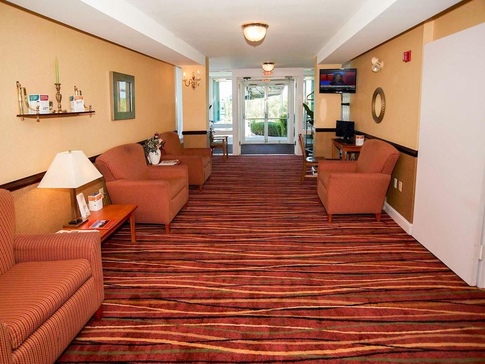 Quality Inn Bourne - Cape Cod photo 22