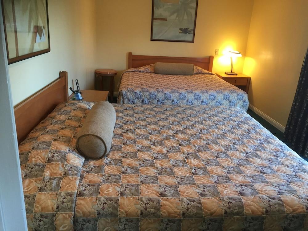 Bayshore Inn Motel photo 31
