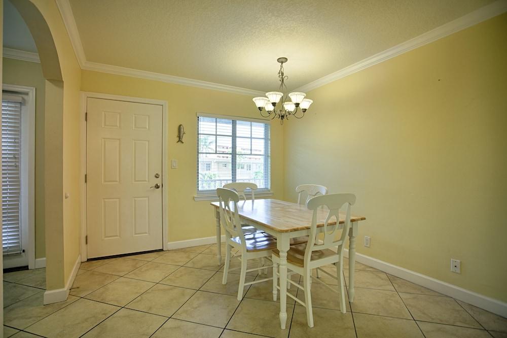 Barefoot Beach Resort photo 27