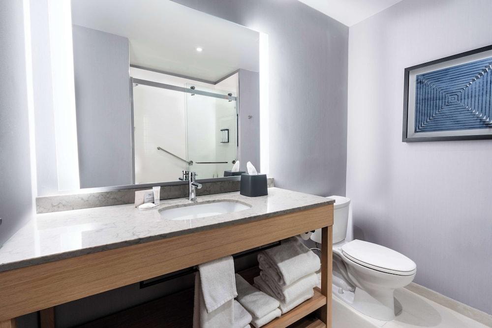 Hyatt Place Eagle Pass photo 16