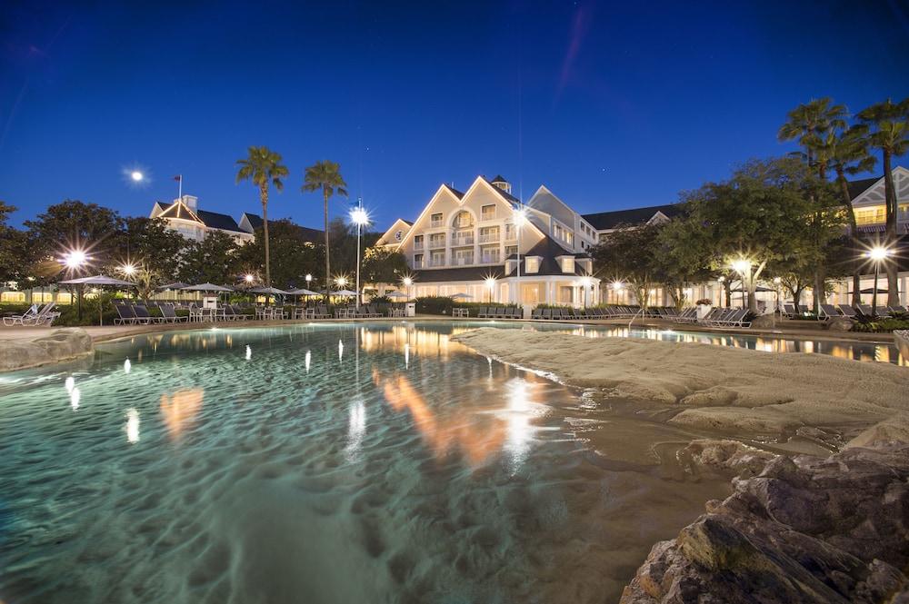 Disney's Yacht Club Resort photo 24