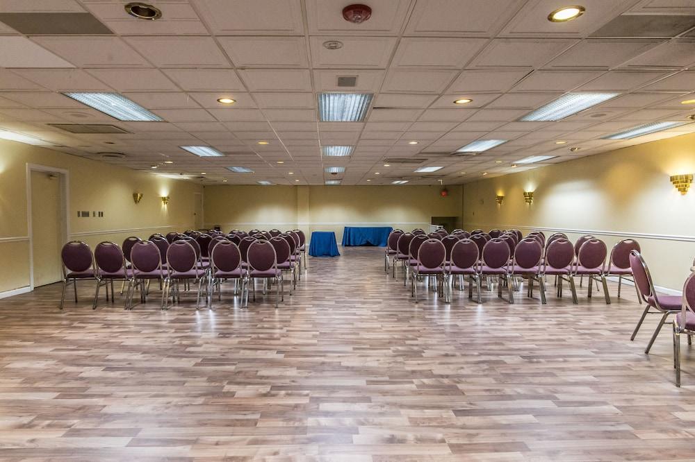 Garden Inn photo 26