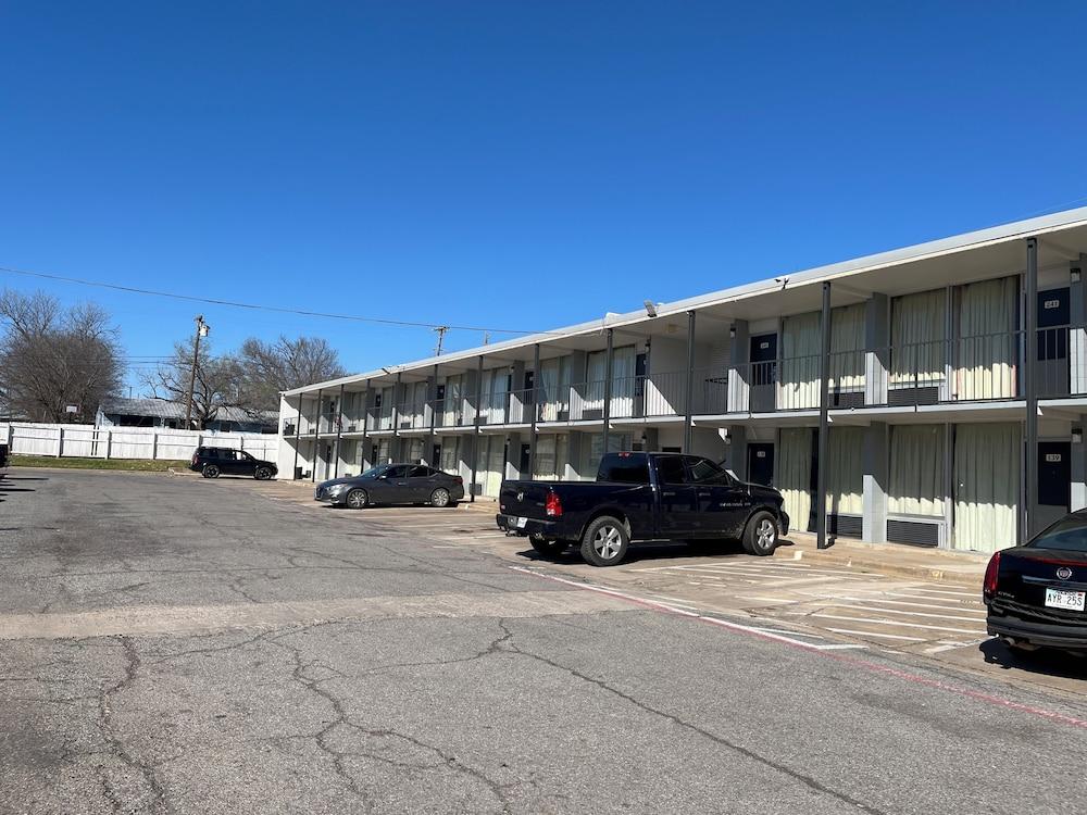 Motel 6 Sherman, TX photo 15