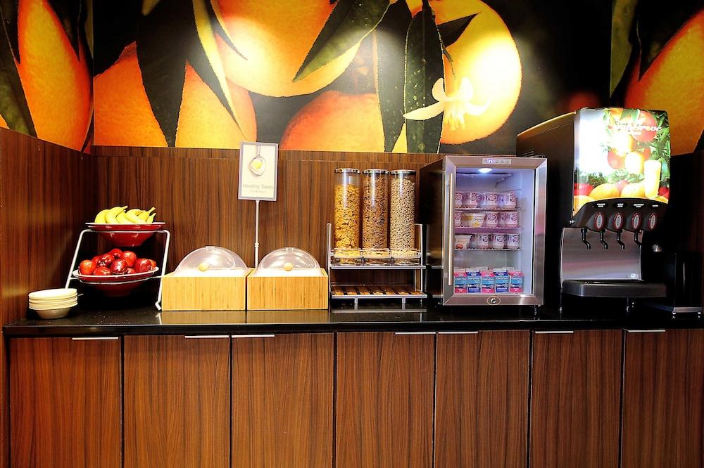 Fairfield Inn & Suites by Marriott London photo 24