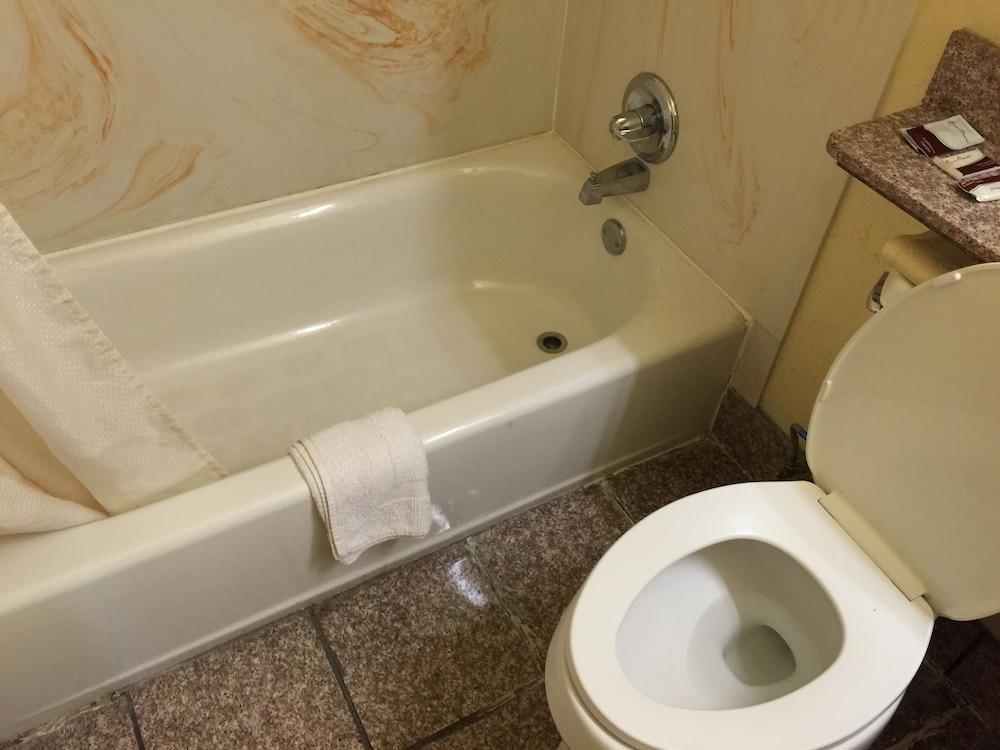 Encore Motel photo 29