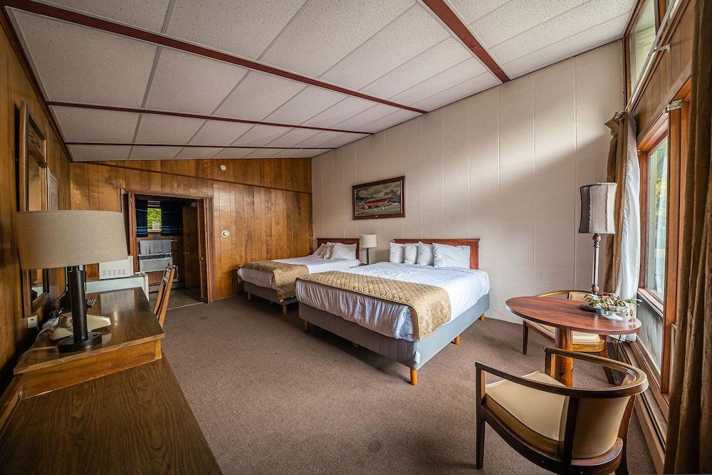 Park Motel and Cabins photo 27
