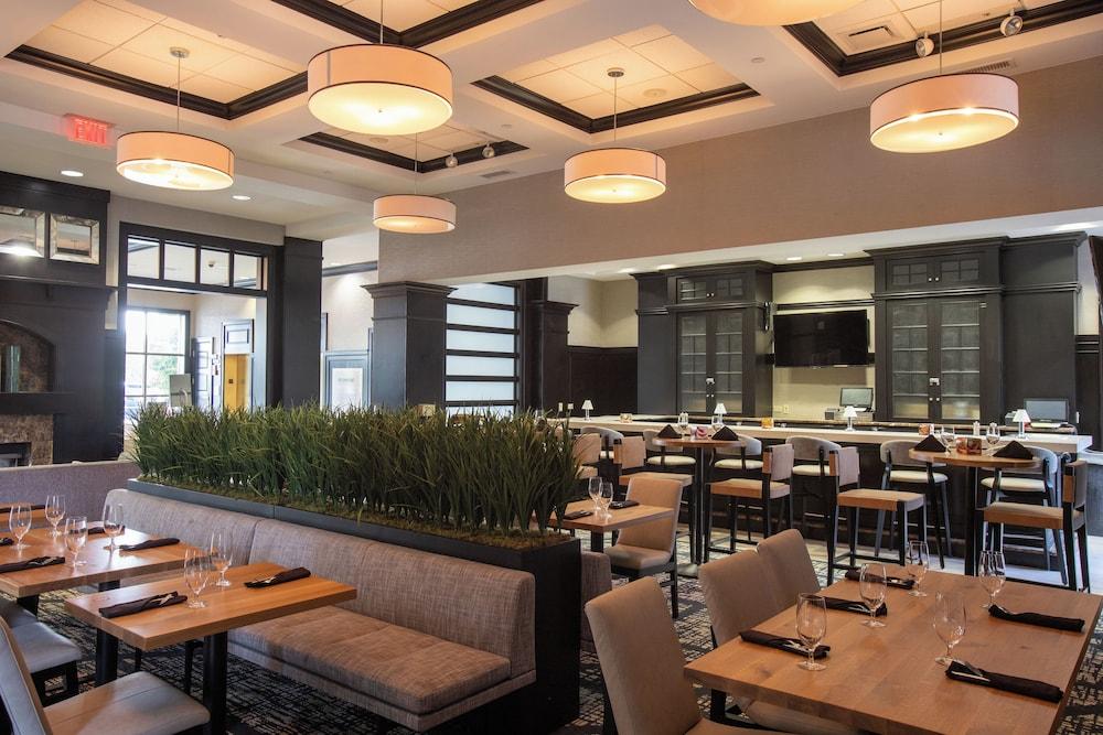 Sheraton Chicago Northbrook Hotel photo 23