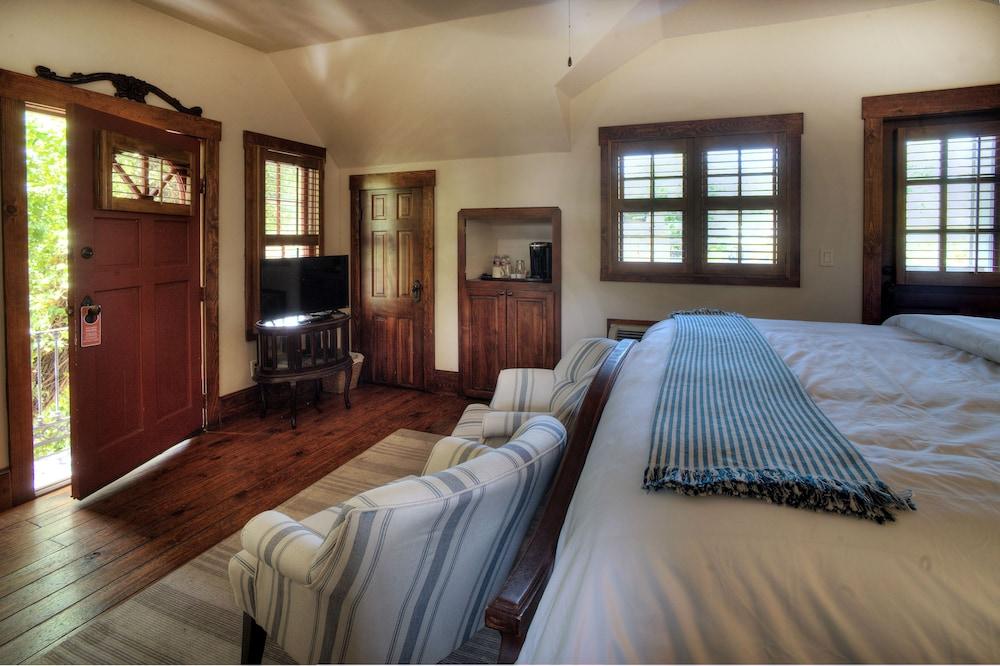 The Winchester Lodge photo 17