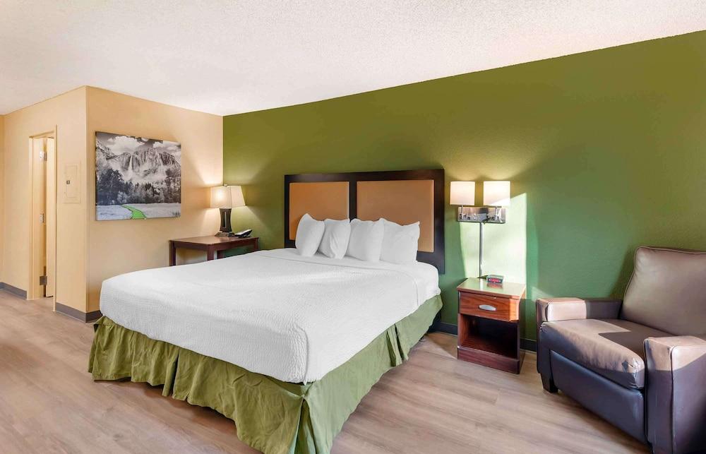 Extended Stay America Suites Los Angeles Ontario Airport photo 18
