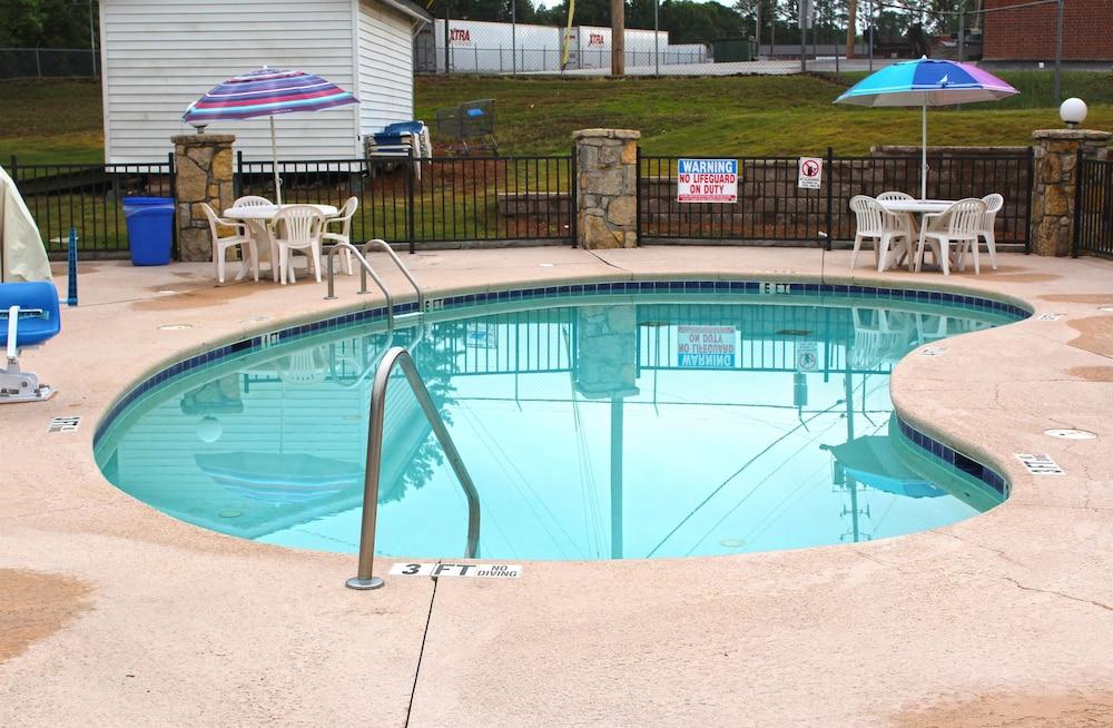Americas Best Value Inn Conyer photo 40